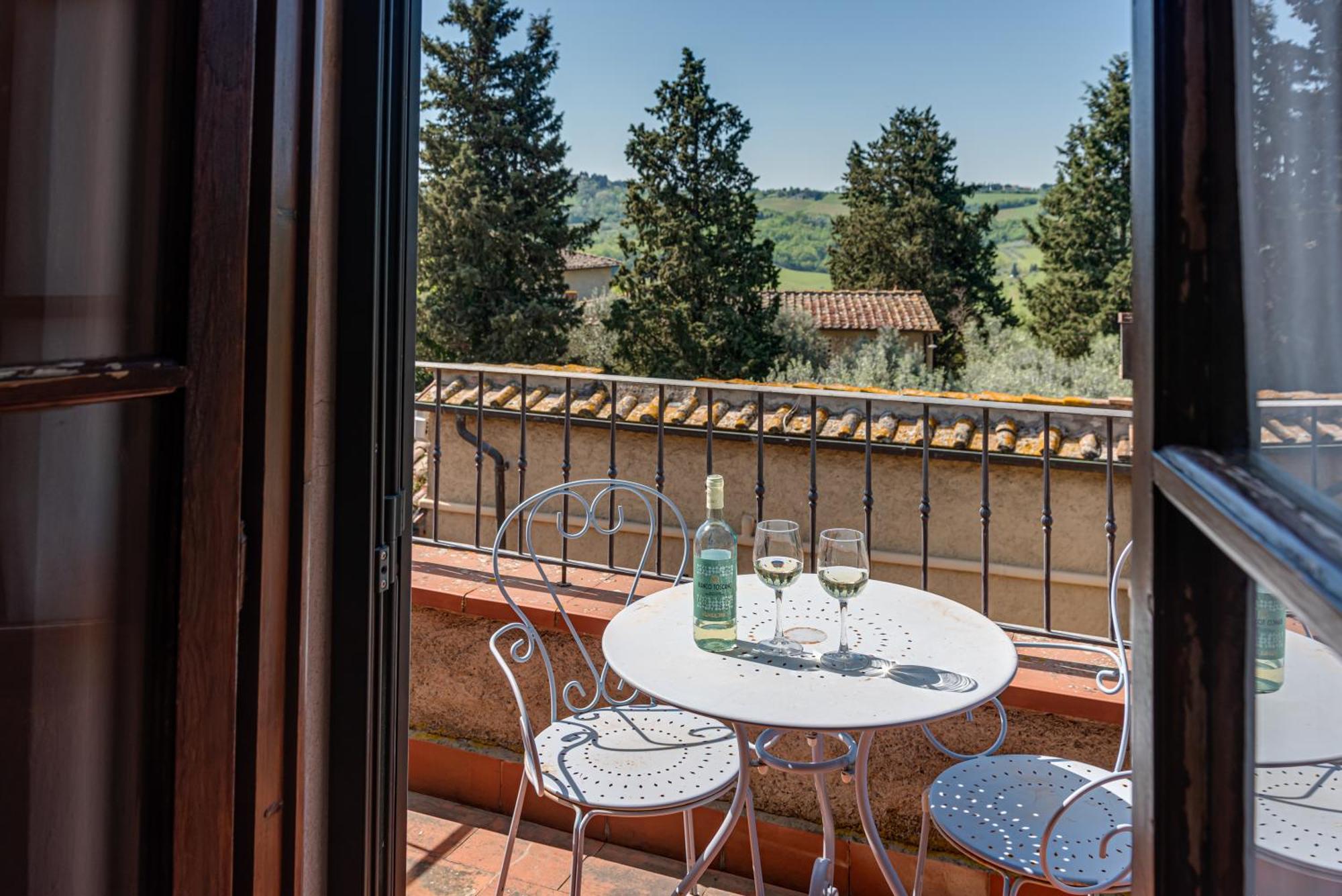 Casa Vacanze Rondini Blu Монтеспертоли Экстерьер фото